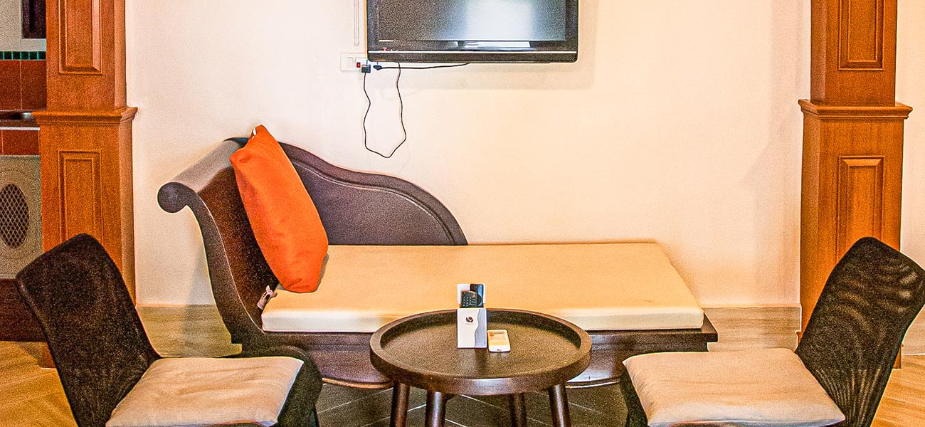 Connecting Family Garden Villa