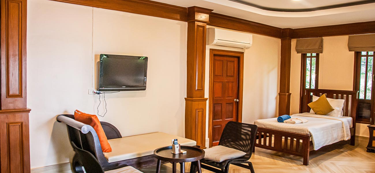 Connecting Family Garden Villa